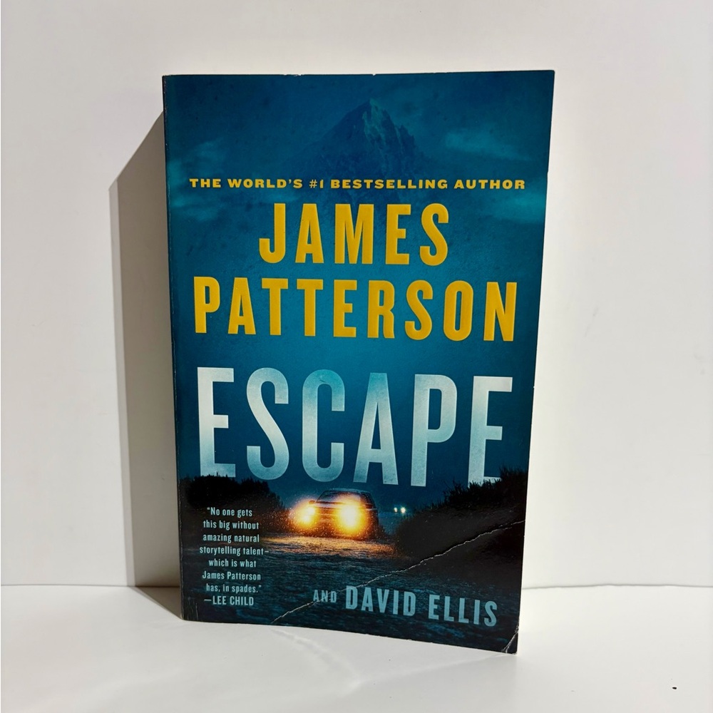Escape James Patterson David Ellis Billy Harney Thriller 2023 Paperback Book